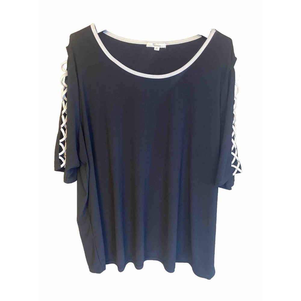 89th & Madison Womens 3x Black Pullover Top Short Sleeve Lattice Accent Stretch